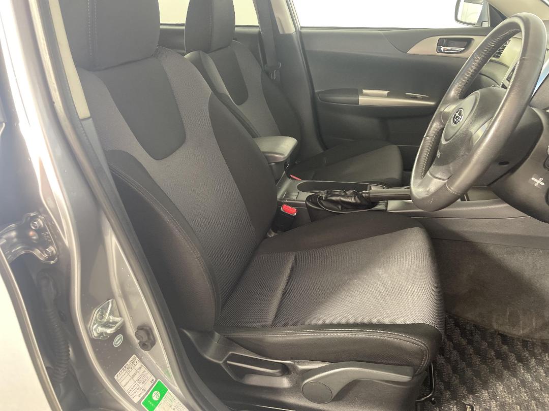 Photo '16' of Subaru Impreza