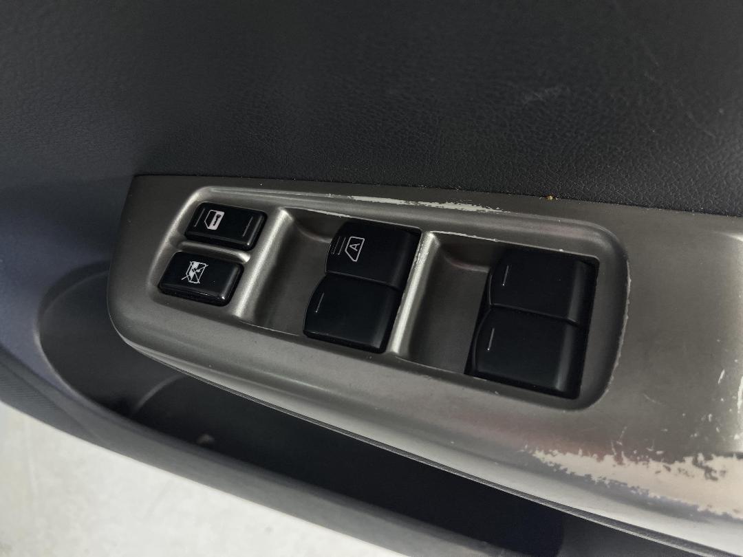 Photo '24' of Subaru Impreza Photo '24' of Subaru Impreza