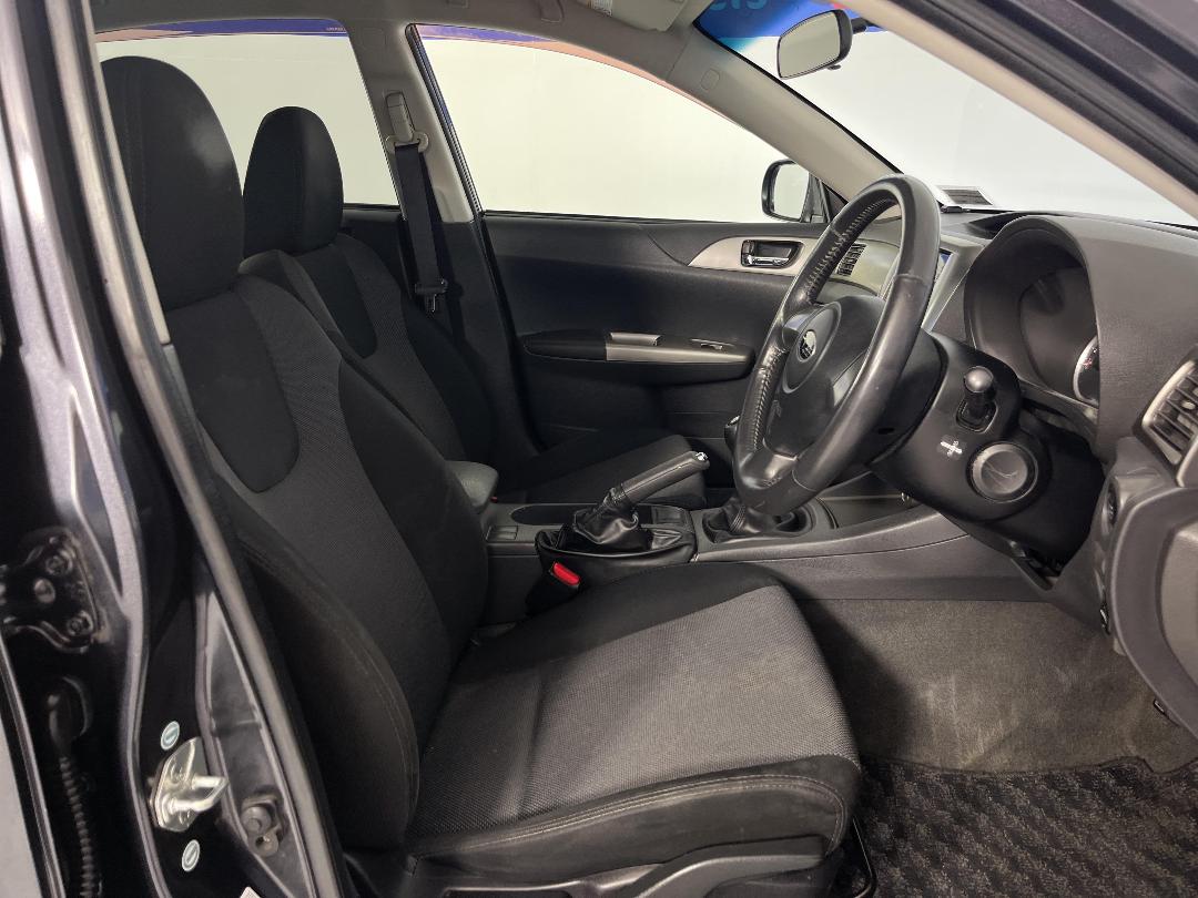 Photo '16' of Subaru Impreza