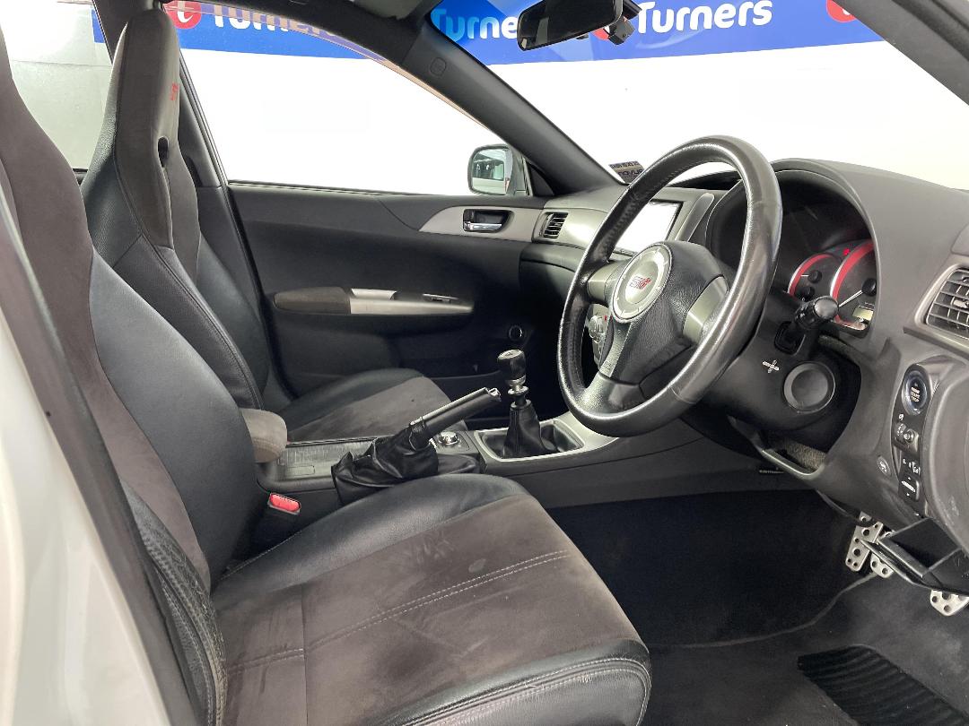 Photo '16' of Subaru Impreza Photo '16' of Subaru Impreza