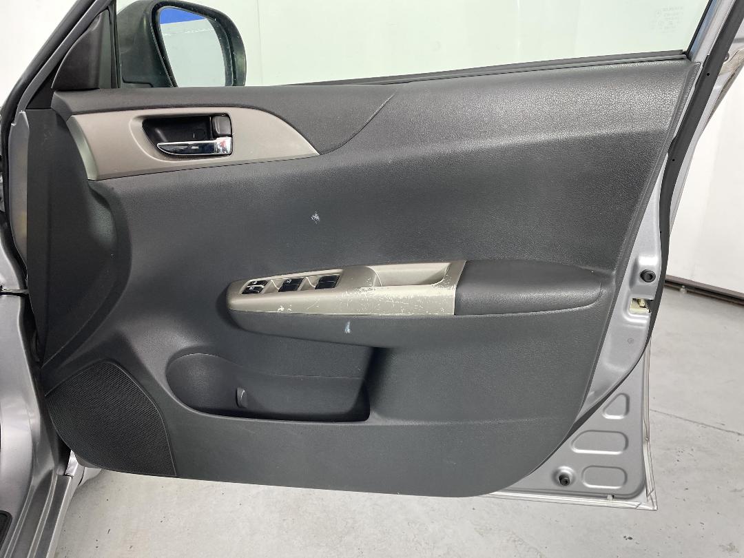 Photo '15' of Subaru Impreza