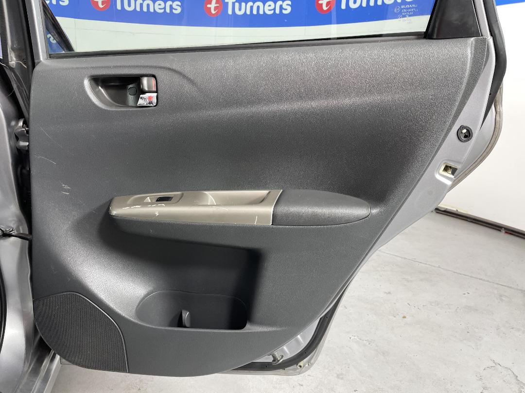 Photo '19' of Subaru Impreza