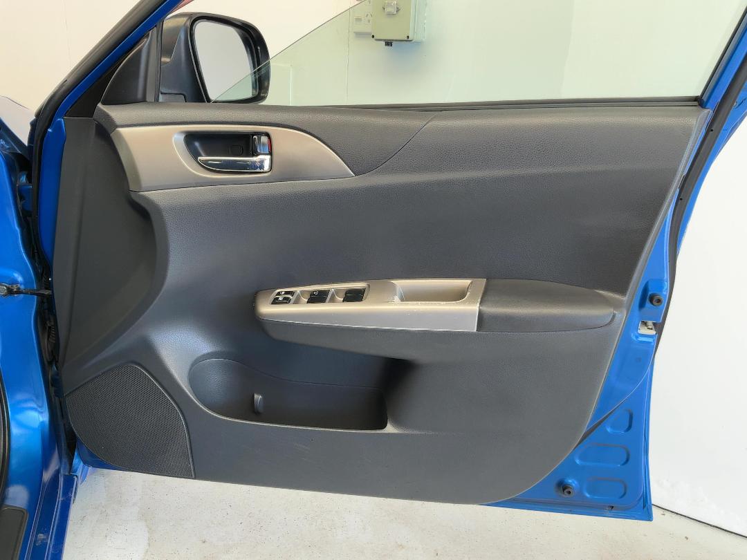 Photo '15' of Subaru Impreza