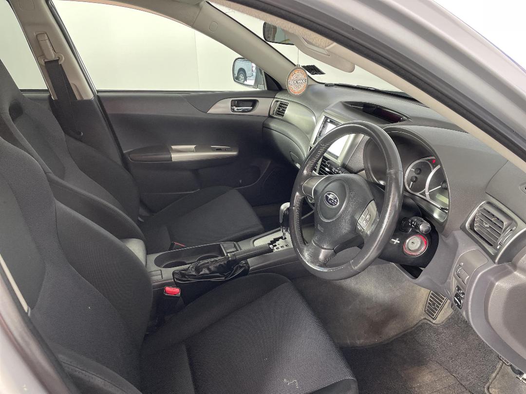 Photo '16' of Subaru Impreza Photo '16' of Subaru Impreza