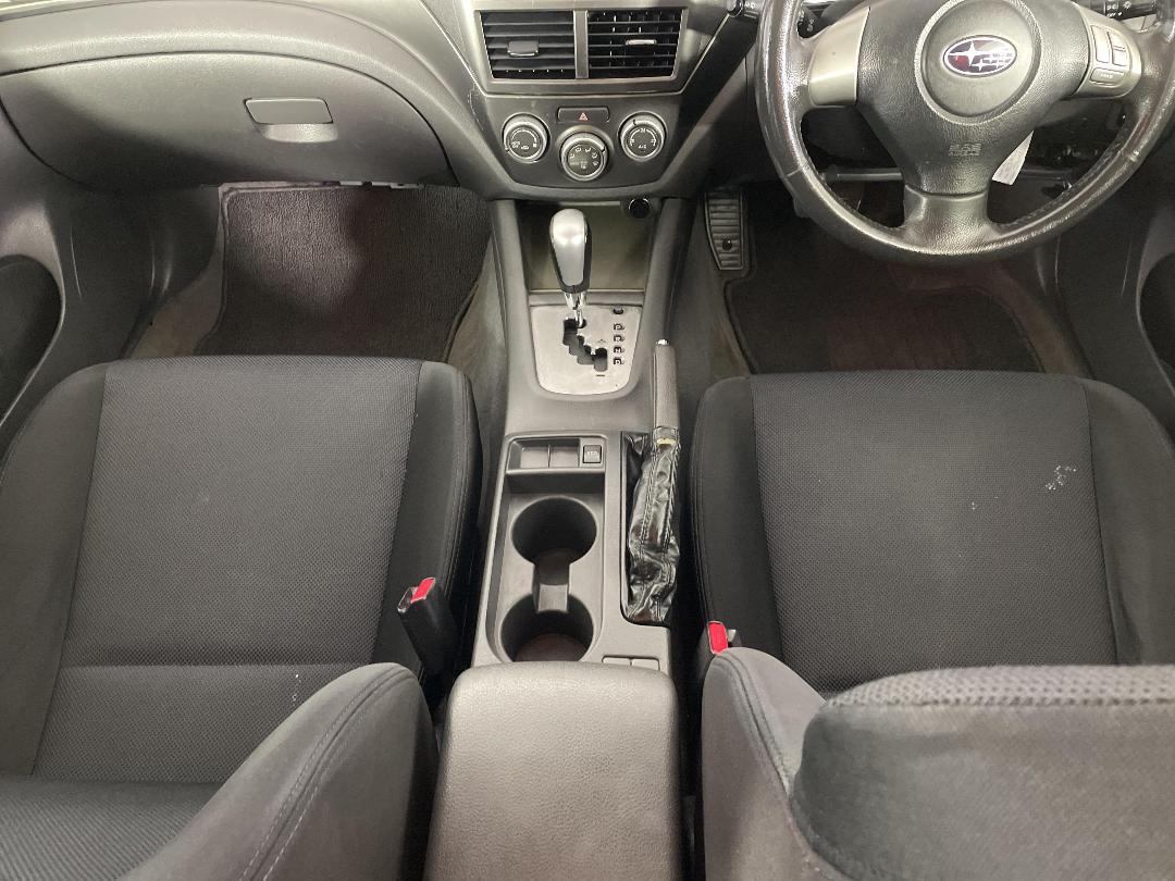 Photo '18' of Subaru Impreza Photo '18' of Subaru Impreza