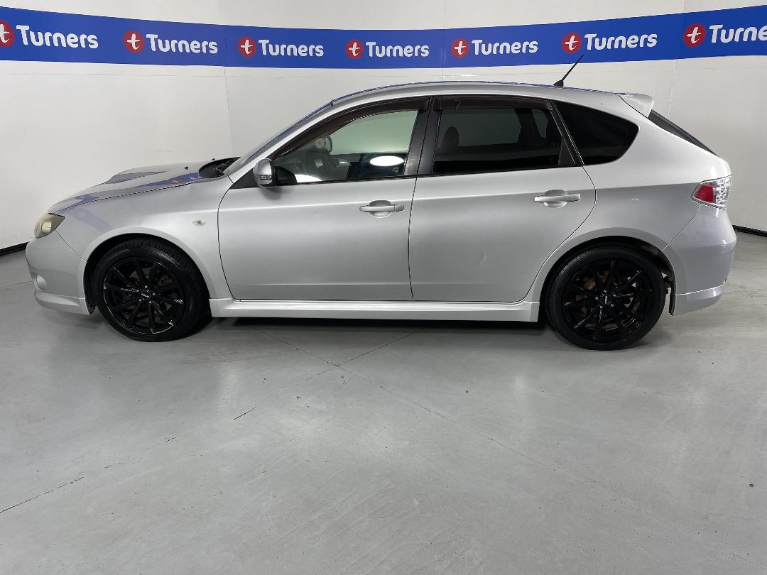 Photo '24' of Subaru Impreza Photo '24' of Subaru Impreza