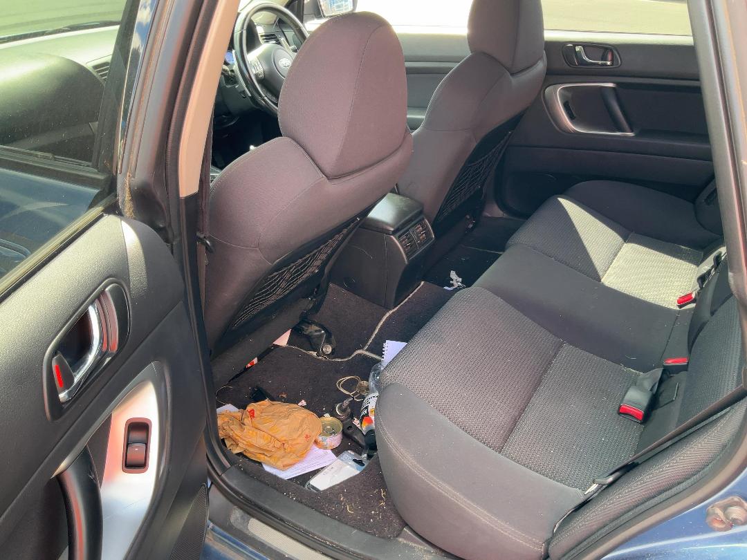 Photo '10' of Subaru Legacy