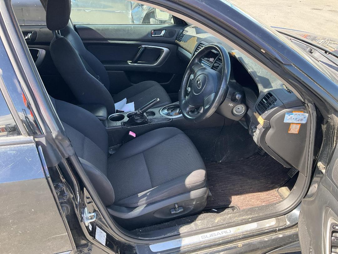 Photo '11' of Subaru Legacy Photo '11' of Subaru Legacy