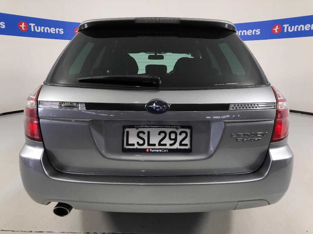 Photo '6' of Subaru Legacy