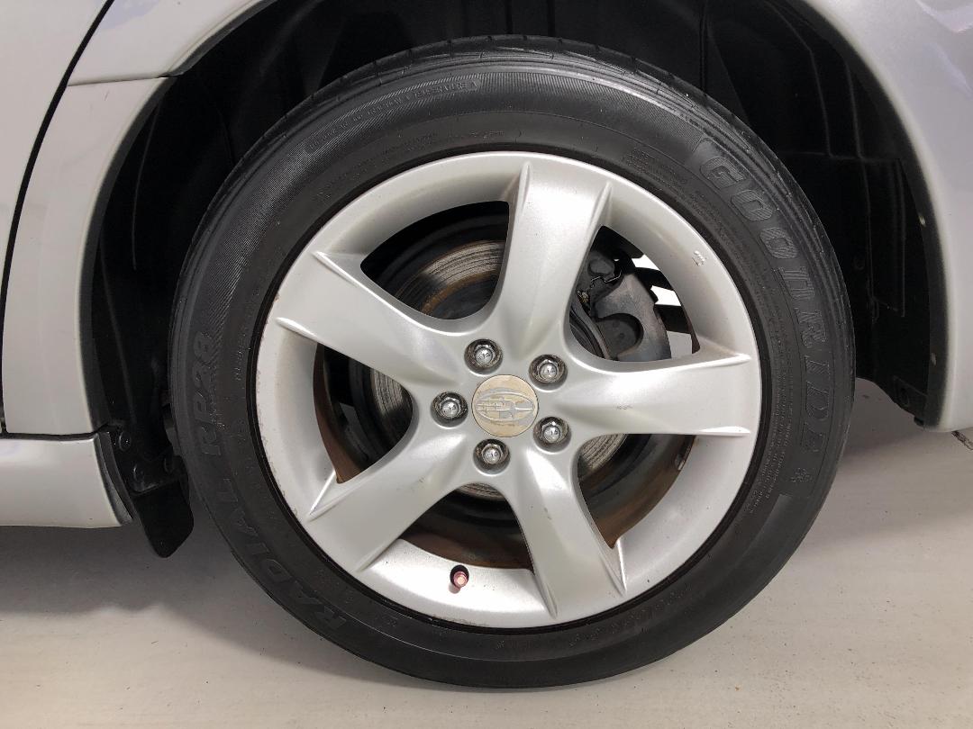 Photo '11' of Subaru Legacy