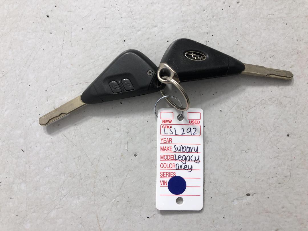 Photo '22' of Subaru Legacy