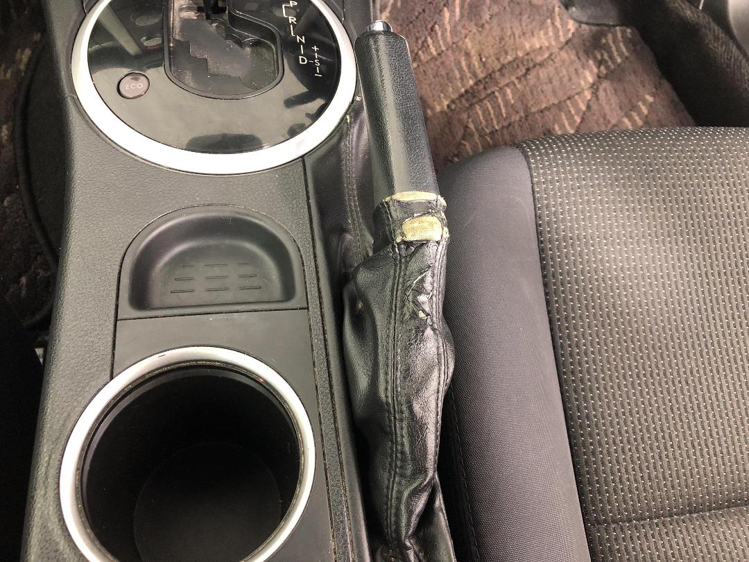 Photo '24' of Subaru Legacy