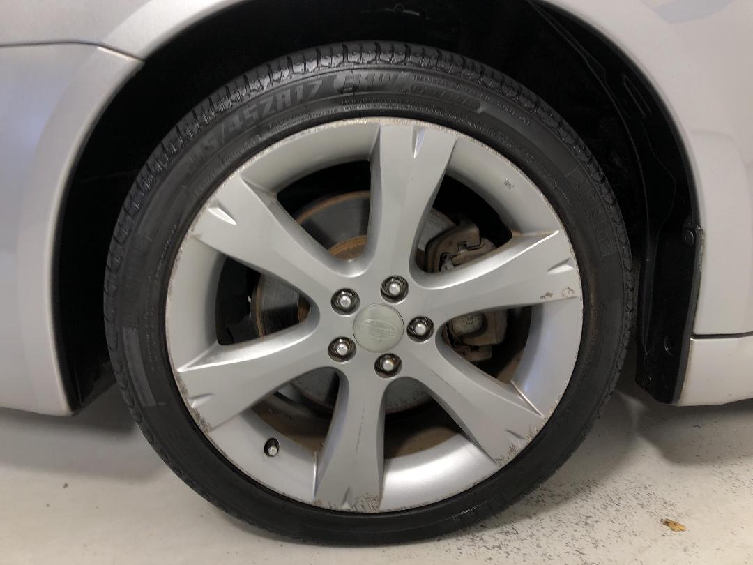 Photo '10' of Subaru Legacy Photo '10' of Subaru Legacy