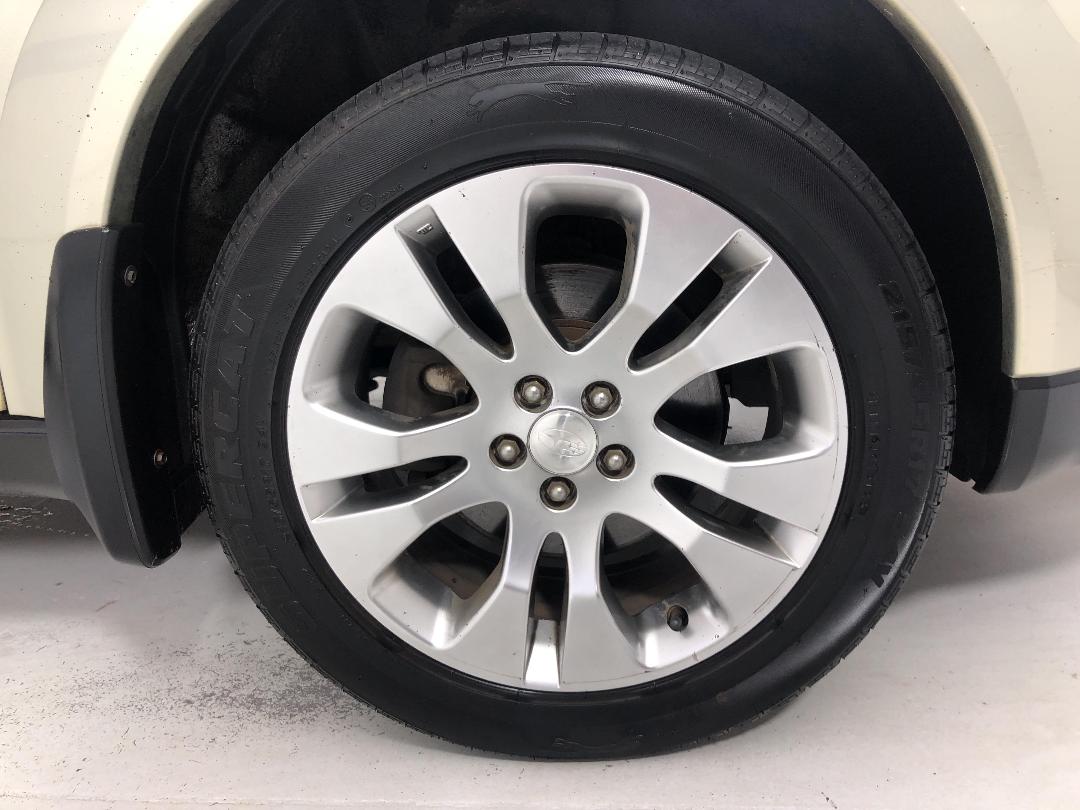 Photo '9' of Subaru Legacy Photo '9' of Subaru Legacy