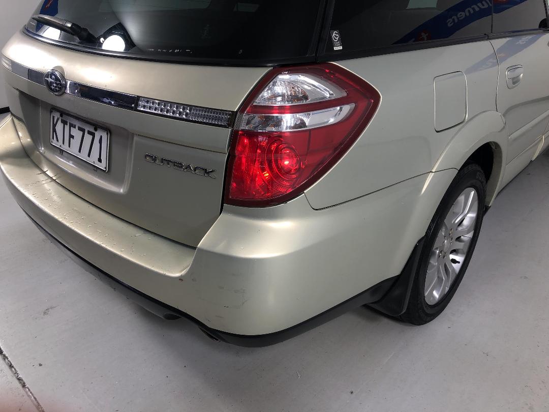 Photo '26' of Subaru Legacy Photo '26' of Subaru Legacy