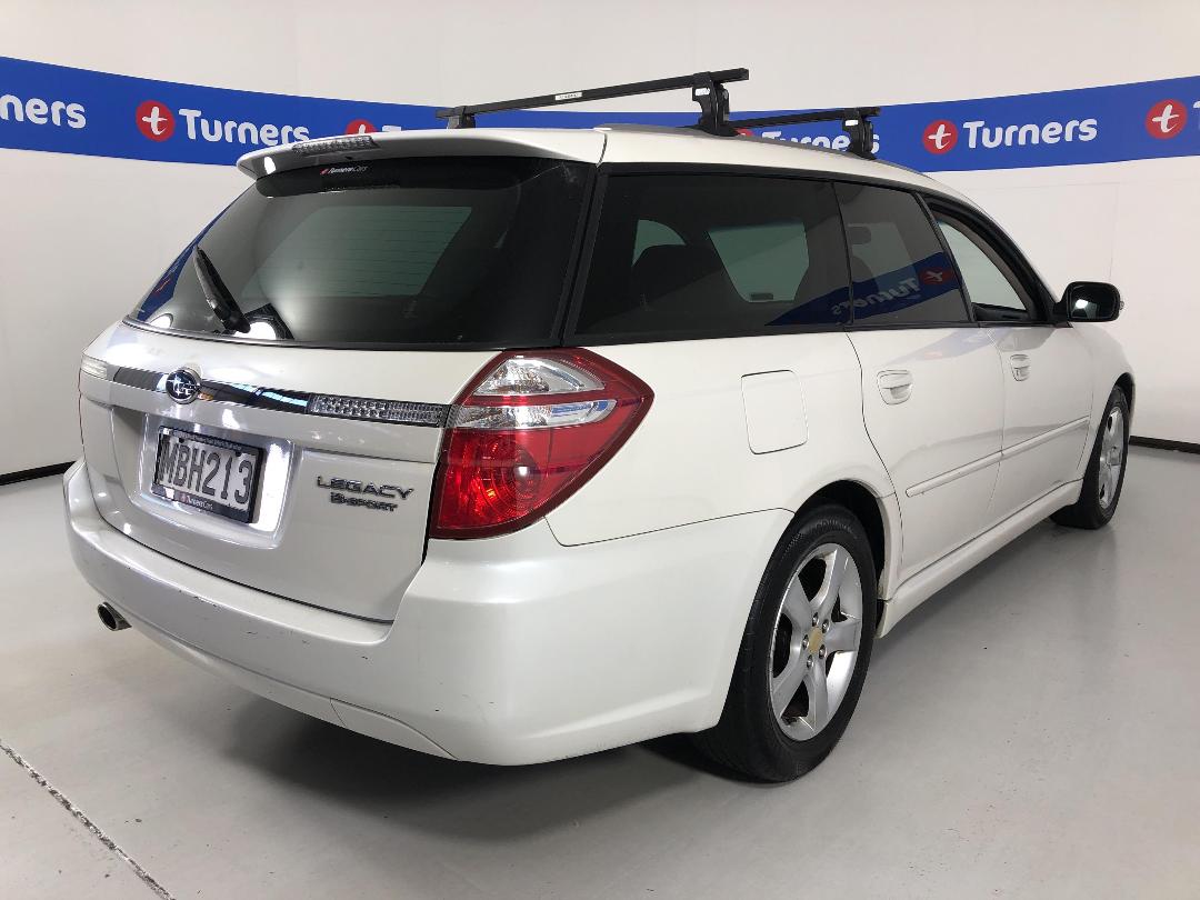 Photo '7' of Subaru Legacy