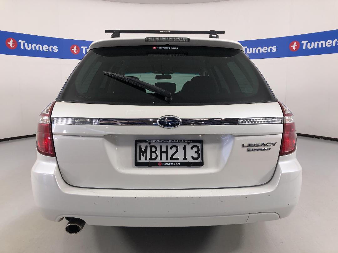 Photo '6' of Subaru Legacy