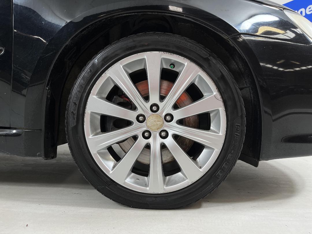 Photo '9' of Subaru Legacy