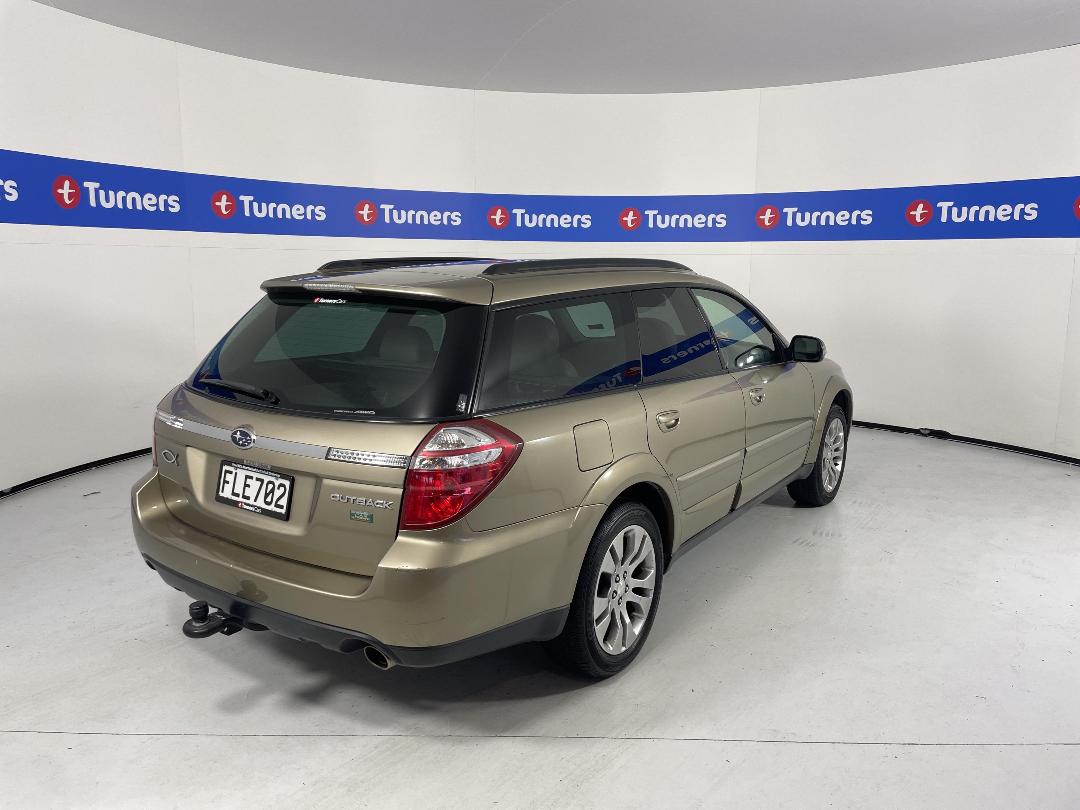 Photo '7' of Subaru Legacy