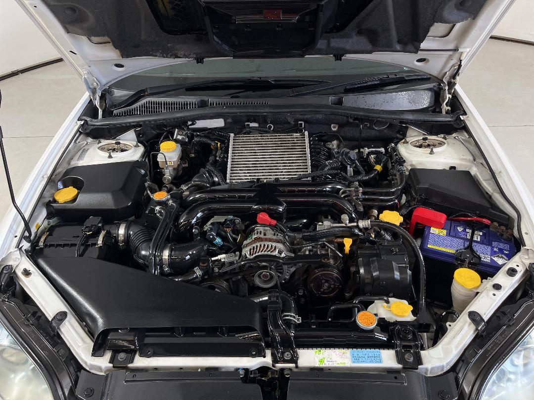 Photo '13' of Subaru Legacy