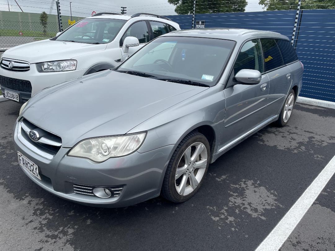 Photo '4' of Subaru Legacy Photo '4' of Subaru Legacy