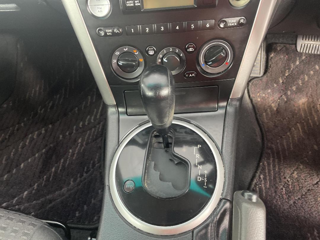 Photo '18' of Subaru Legacy