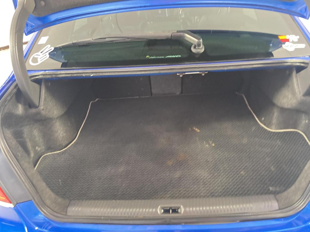 Photo '14' of Subaru Legacy