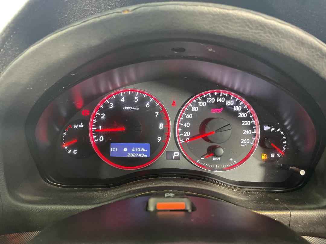 Photo '21' of Subaru Legacy