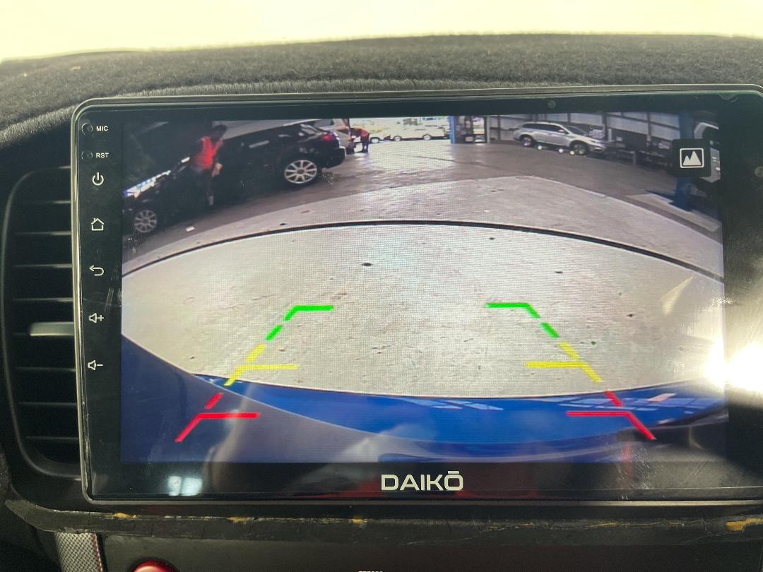 Photo '23' of Subaru Legacy