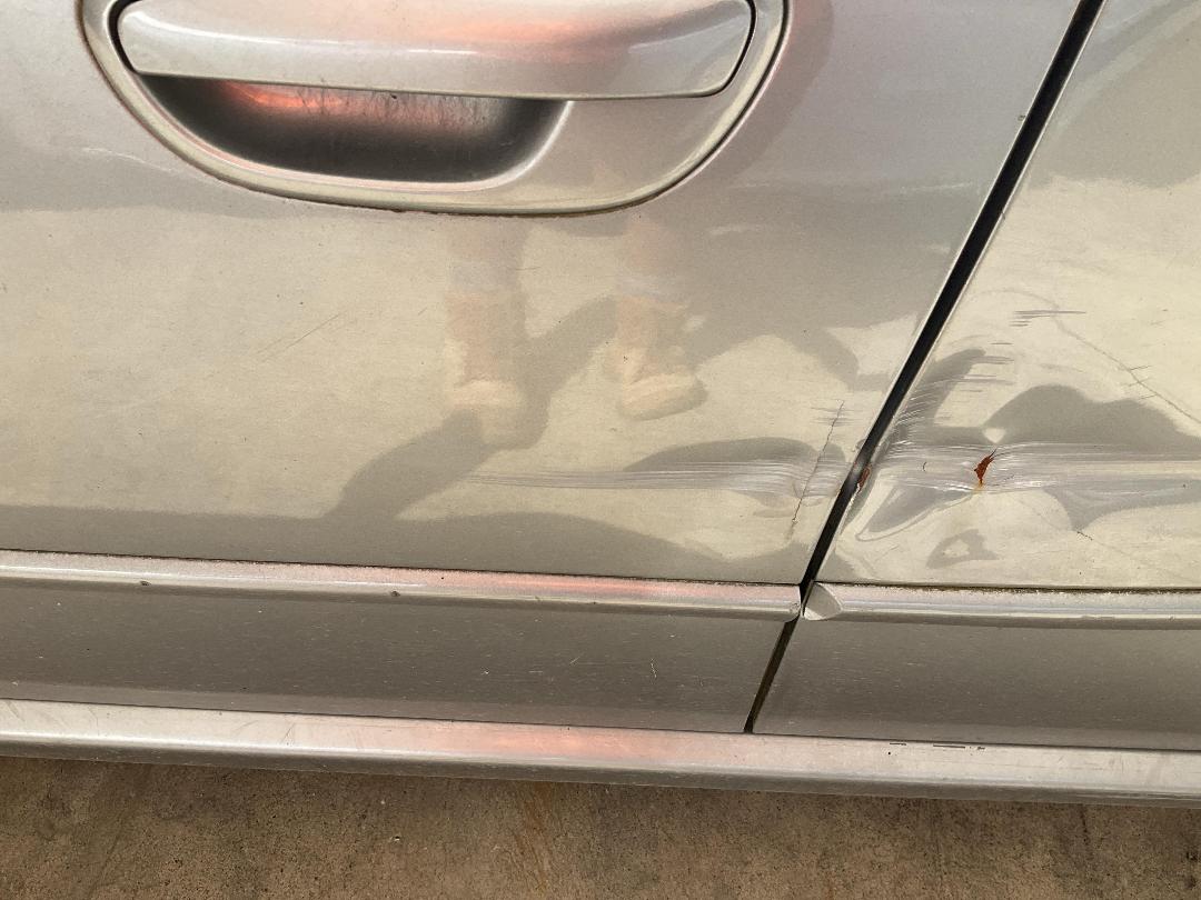 Photo '17' of Subaru Legacy