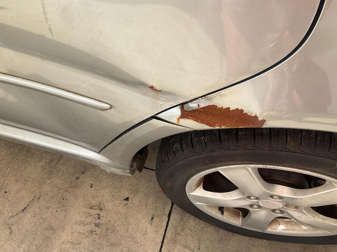 Photo '19' of Subaru Legacy