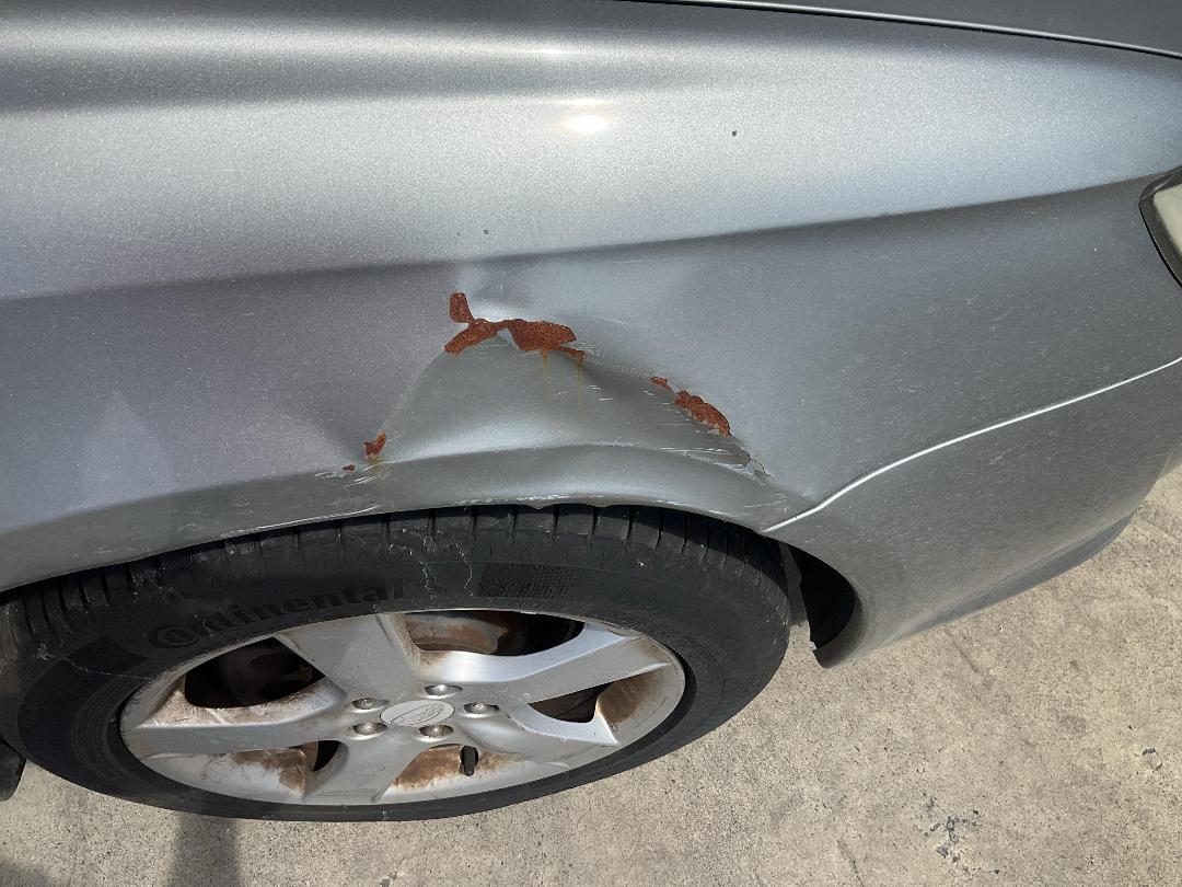 Photo '20' of Subaru Legacy