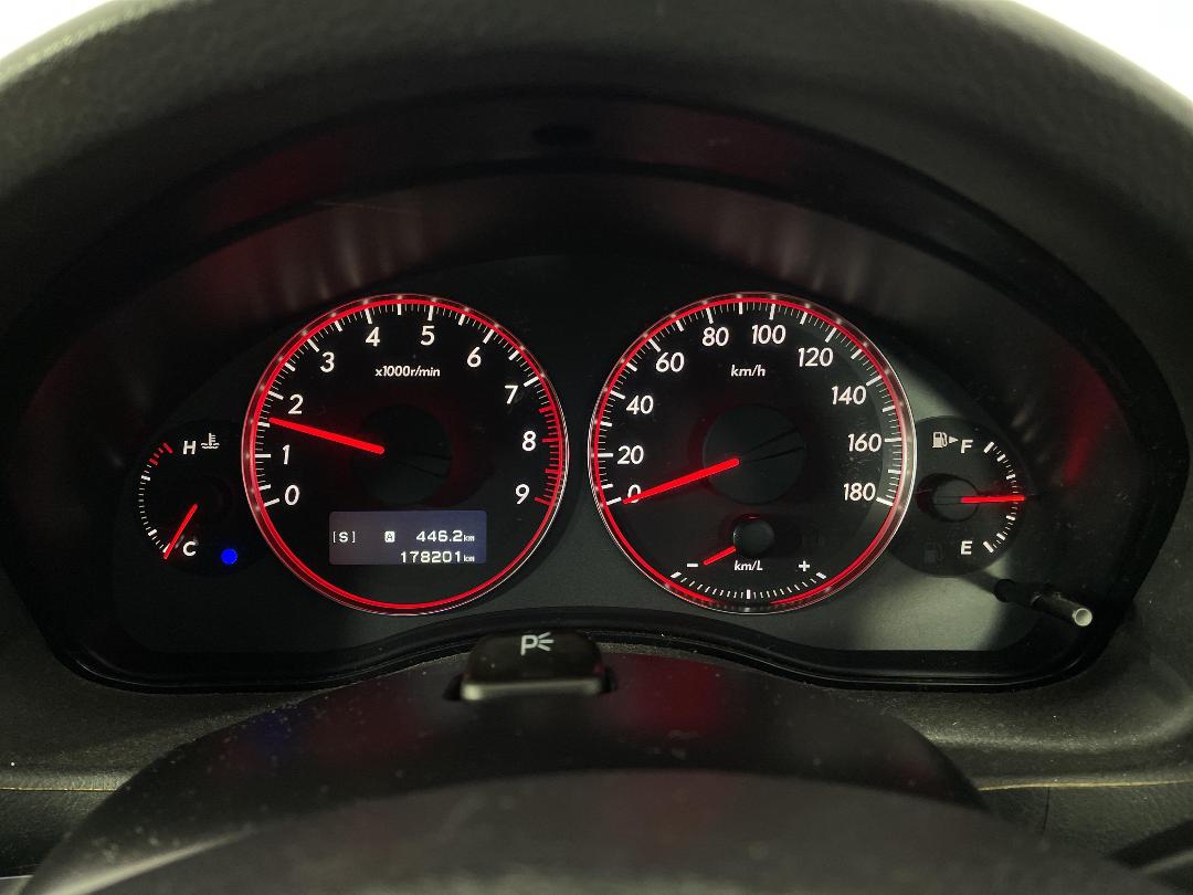 Photo '21' of Subaru Legacy Photo '21' of Subaru Legacy