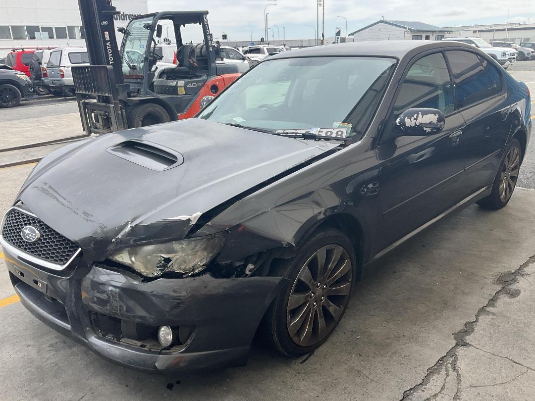 Photo '3' of Subaru Legacy