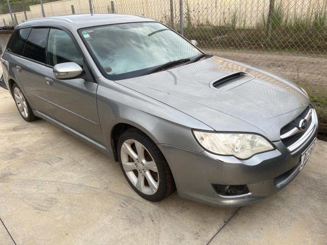 Photo '2' of Subaru Legacy