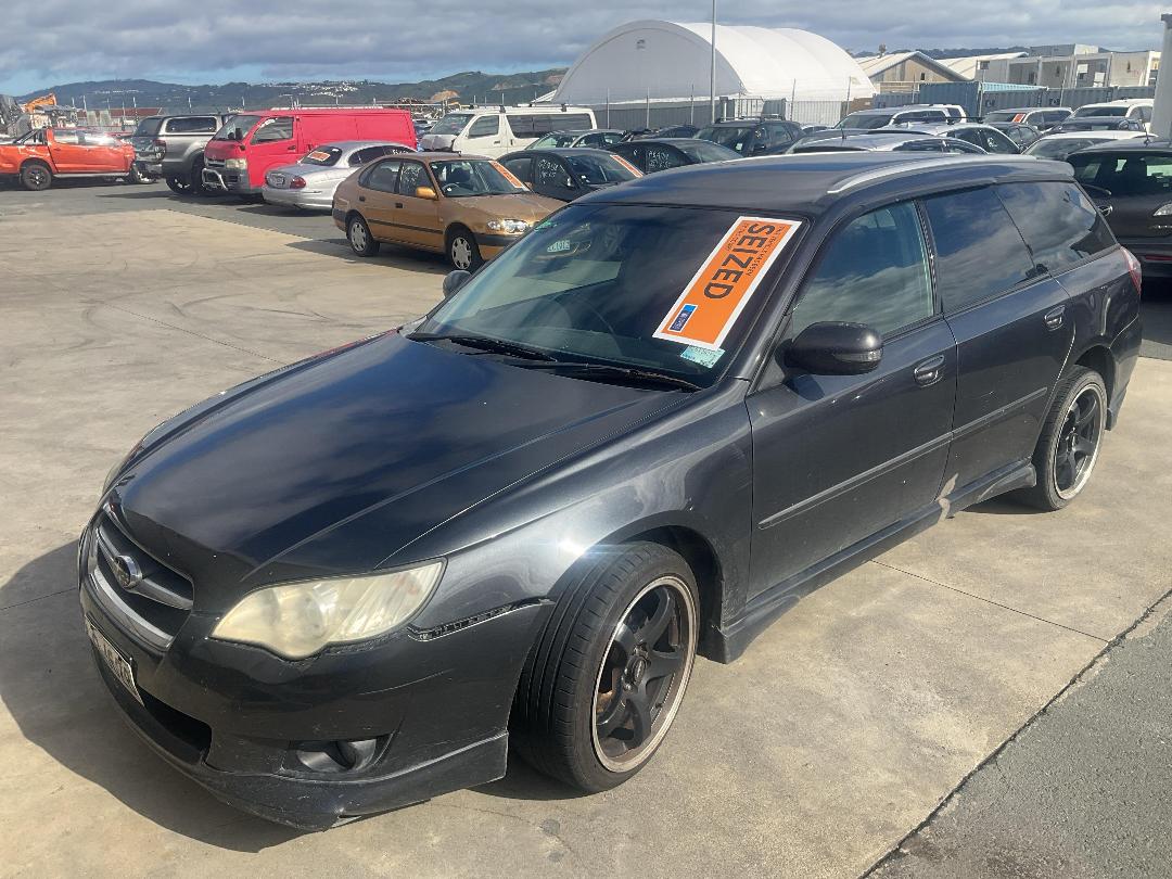 Photo '2' of Subaru Legacy