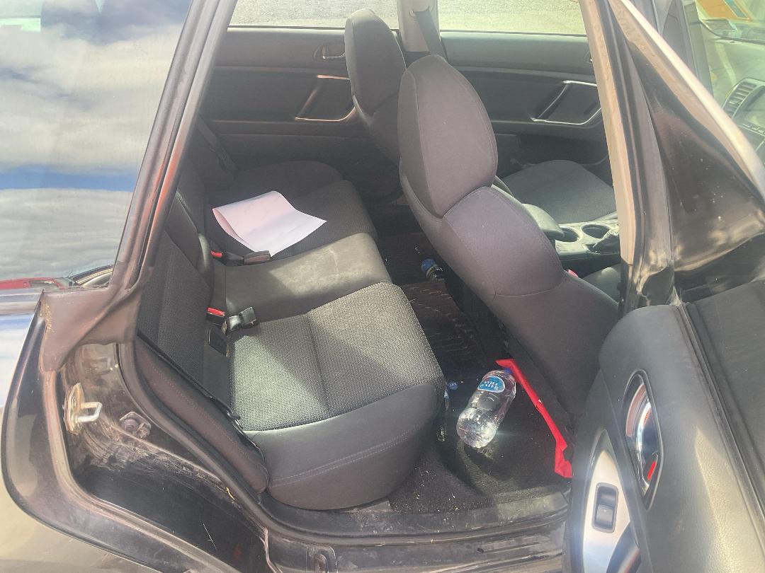 Photo '10' of Subaru Legacy