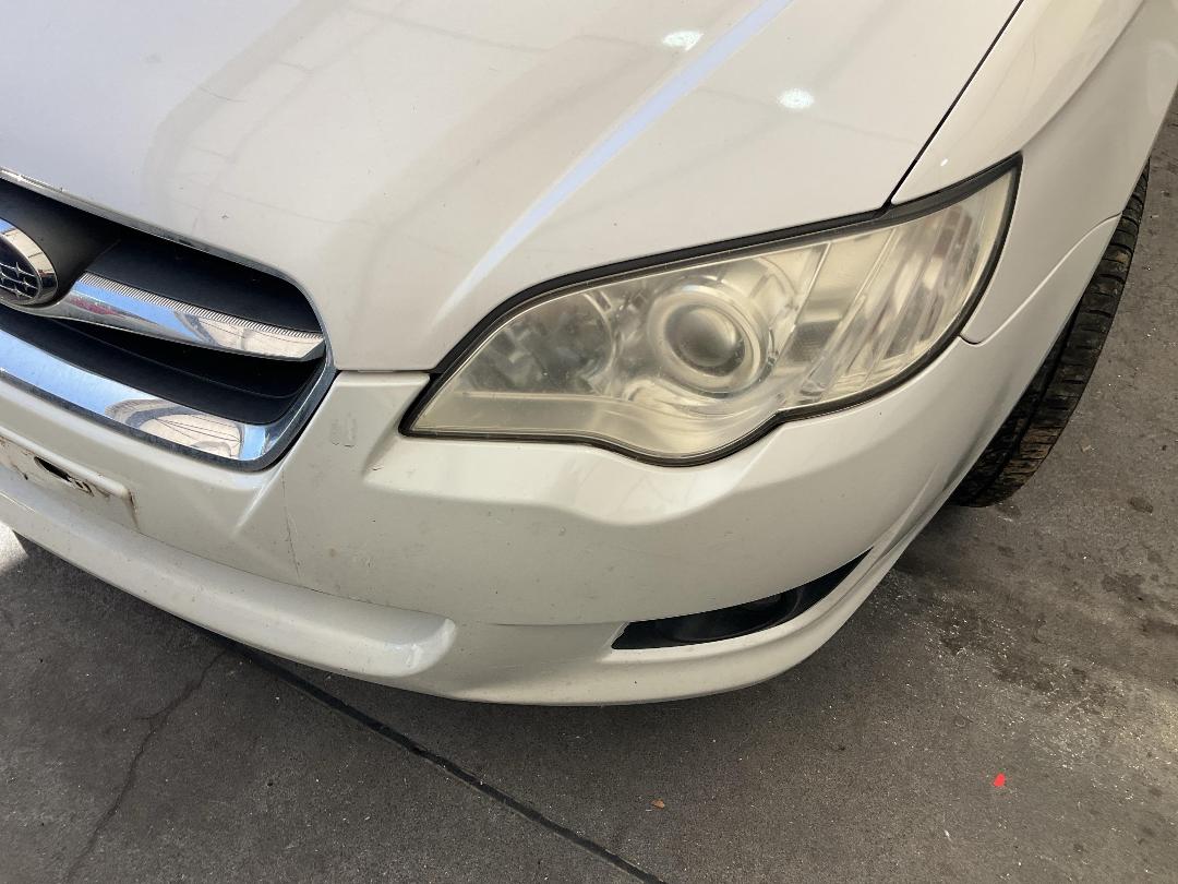 Photo '6' of Subaru Legacy