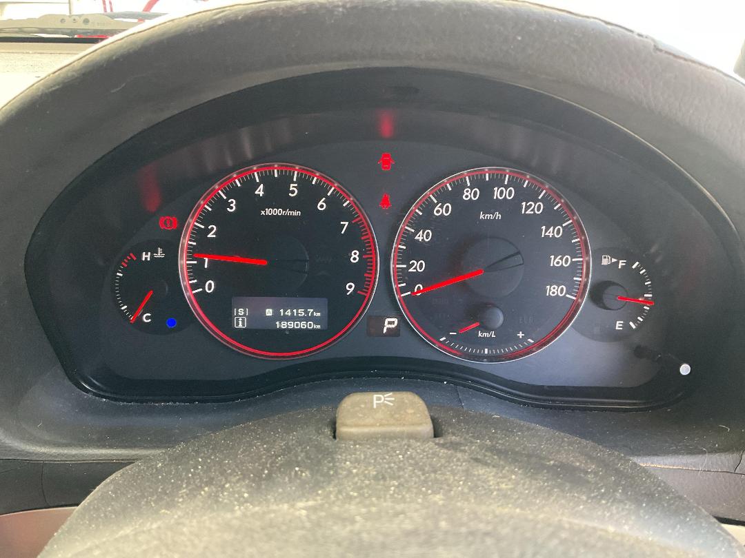 Photo '23' of Subaru Legacy