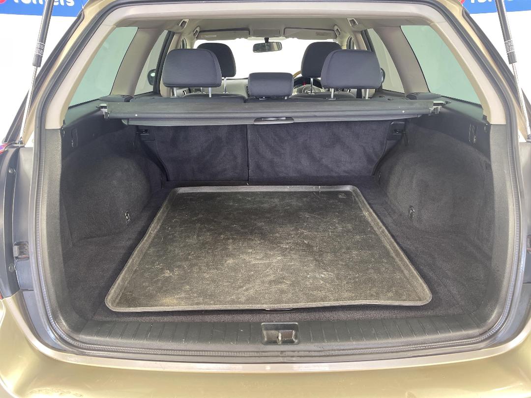 Photo '14' of Subaru Outback