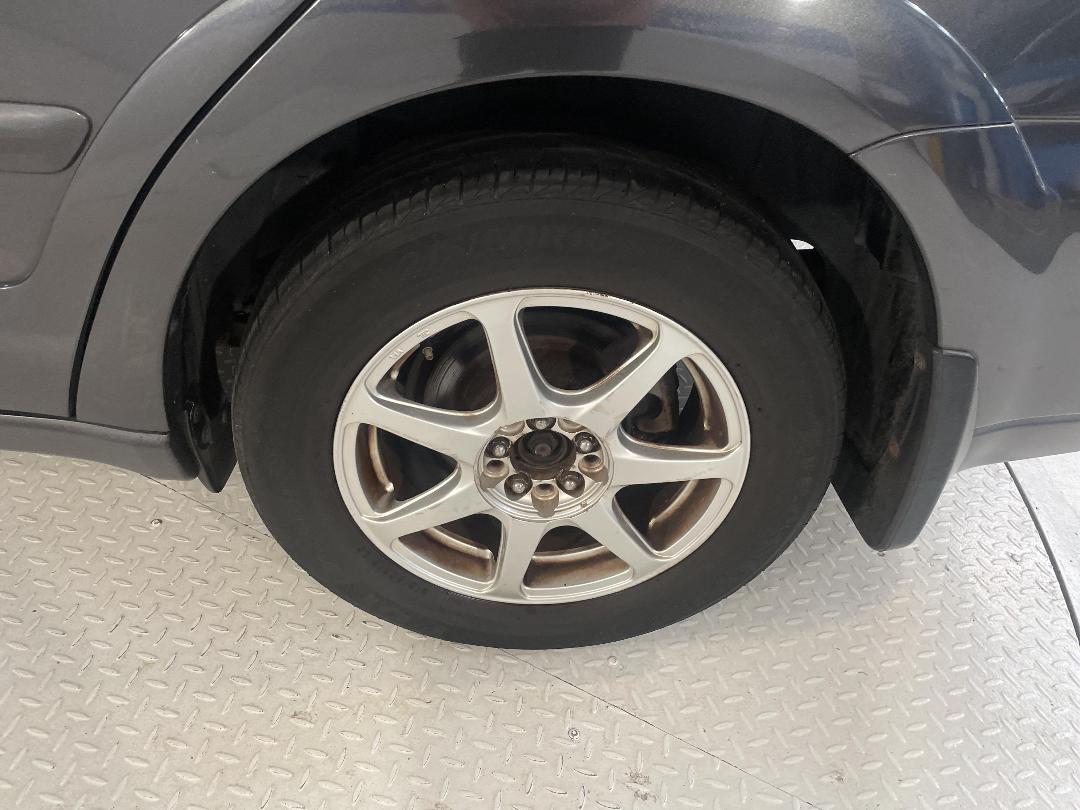 Photo '11' of Subaru Outback