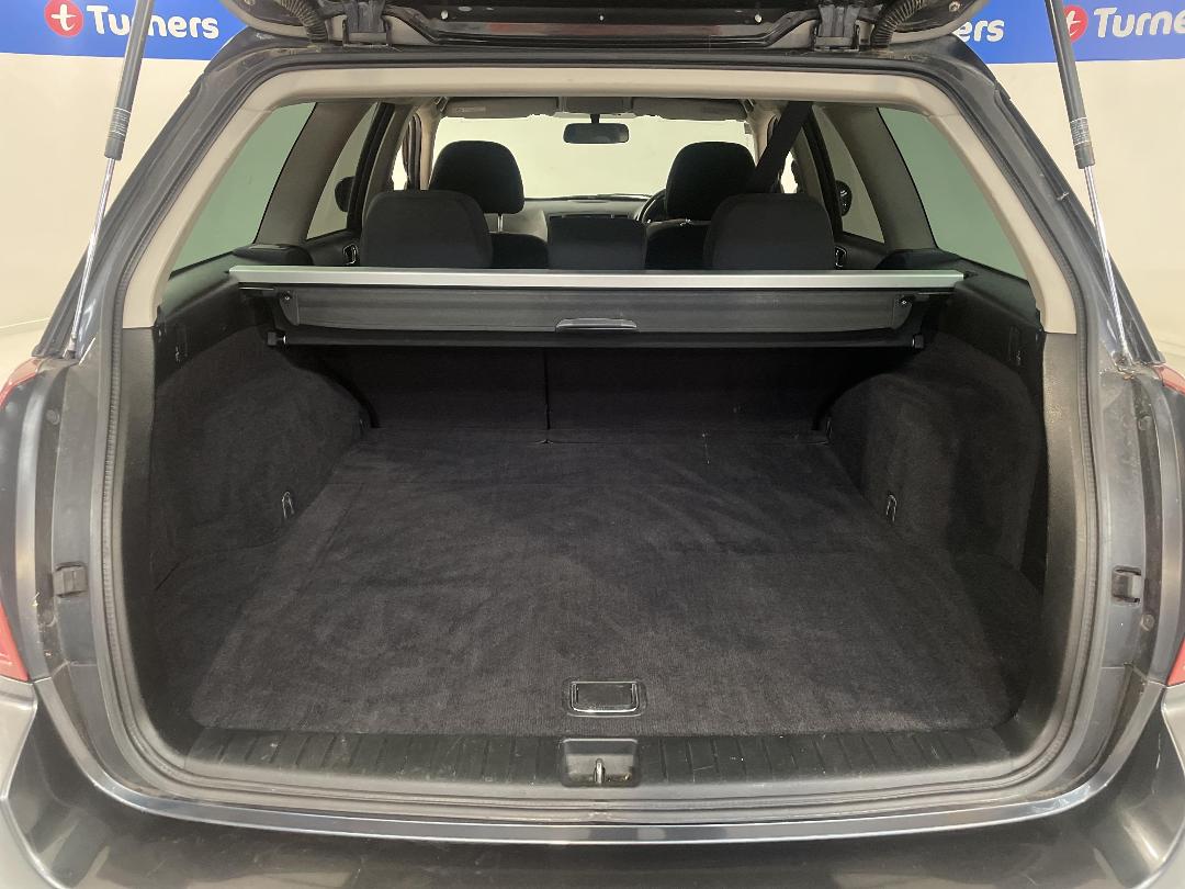 Photo '14' of Subaru Outback