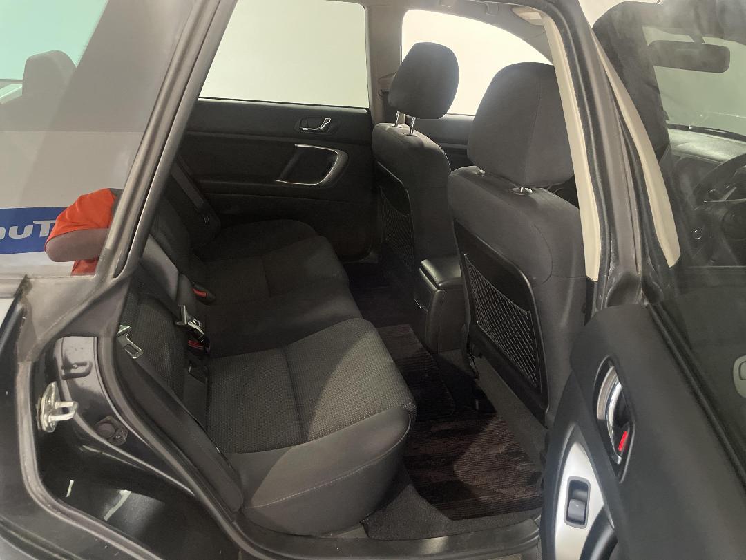 Photo '20' of Subaru Outback