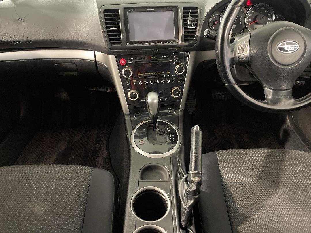 Photo '18' of Subaru Outback