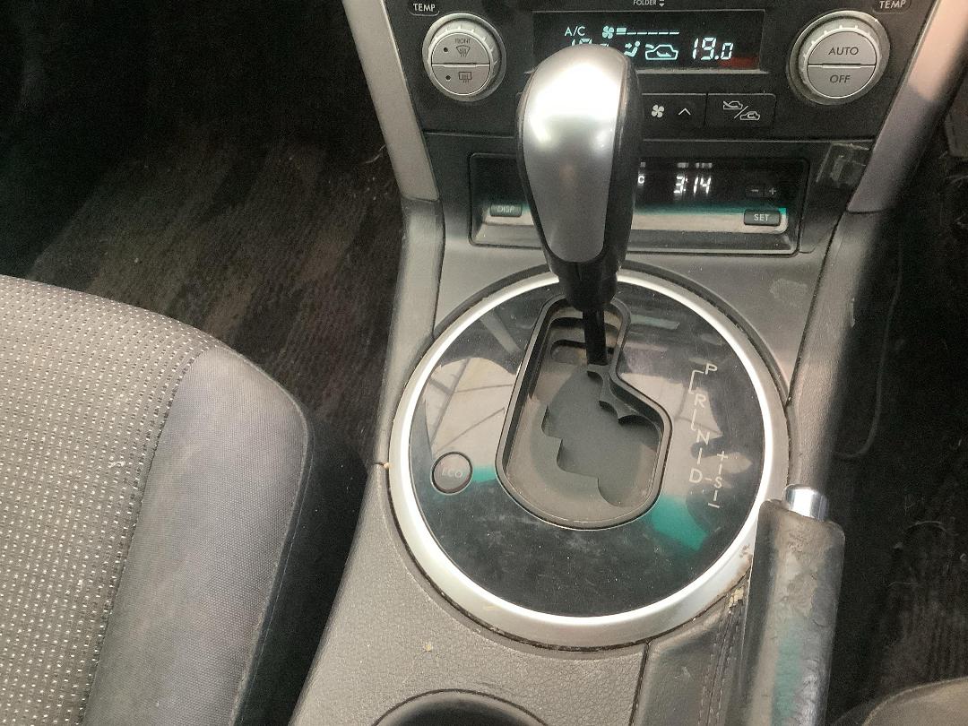 Photo '15' of Subaru Outback