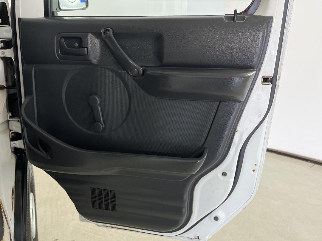 Photo '15' of Suzuki Carry Photo '15' of Suzuki Carry