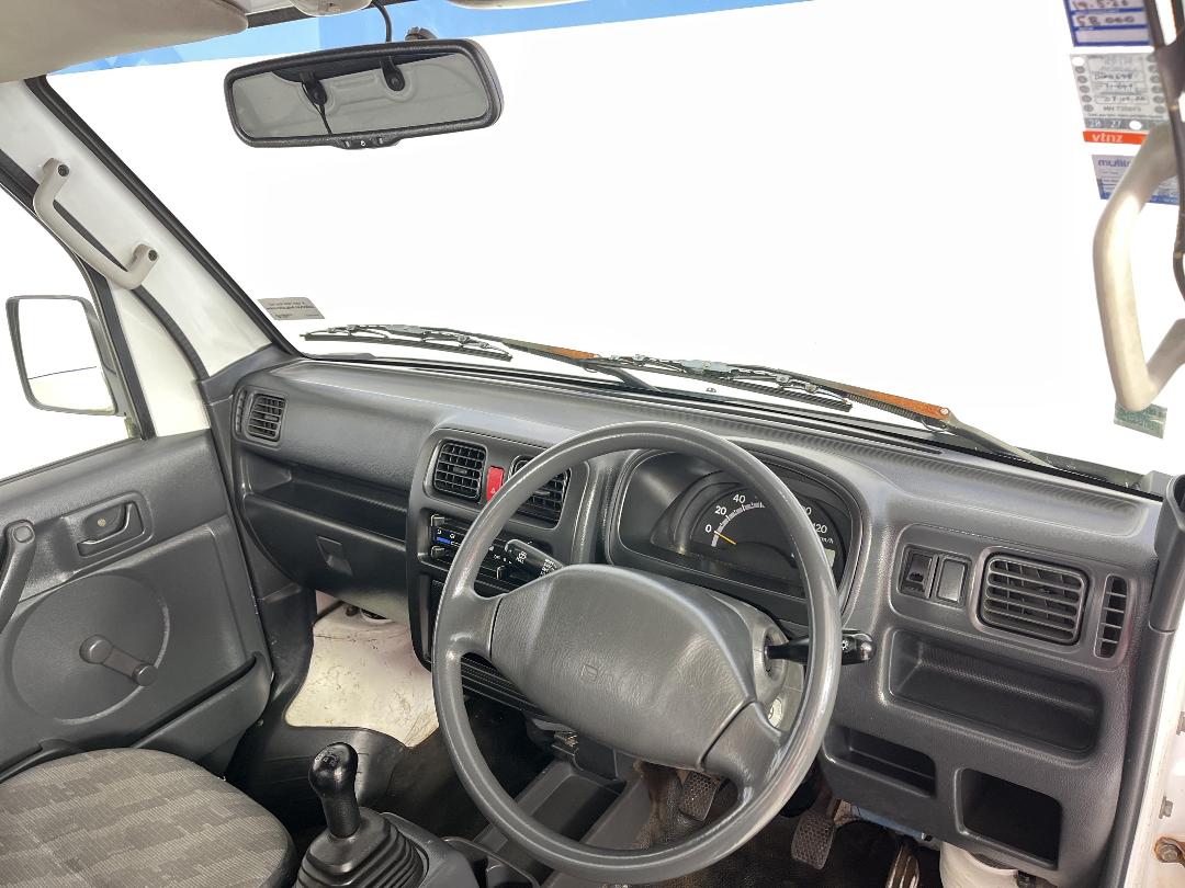 Photo '17' of Suzuki Carry Photo '17' of Suzuki Carry