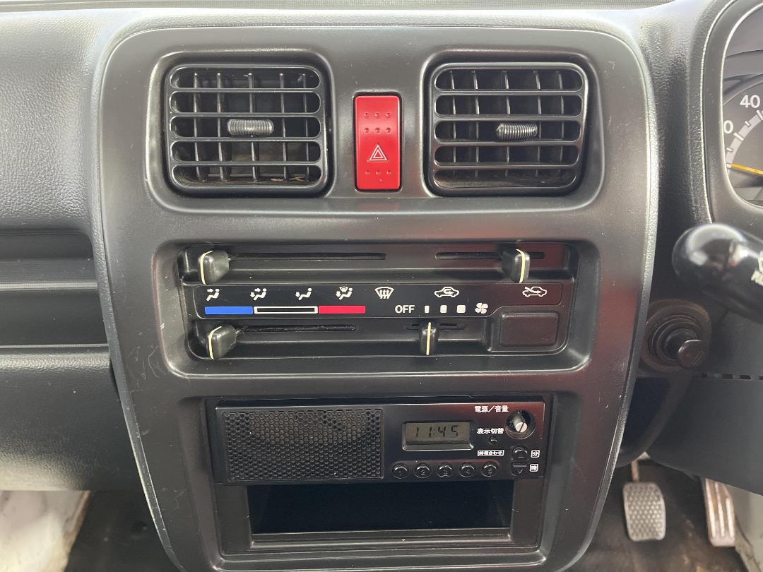 Photo '18' of Suzuki Carry Photo '18' of Suzuki Carry