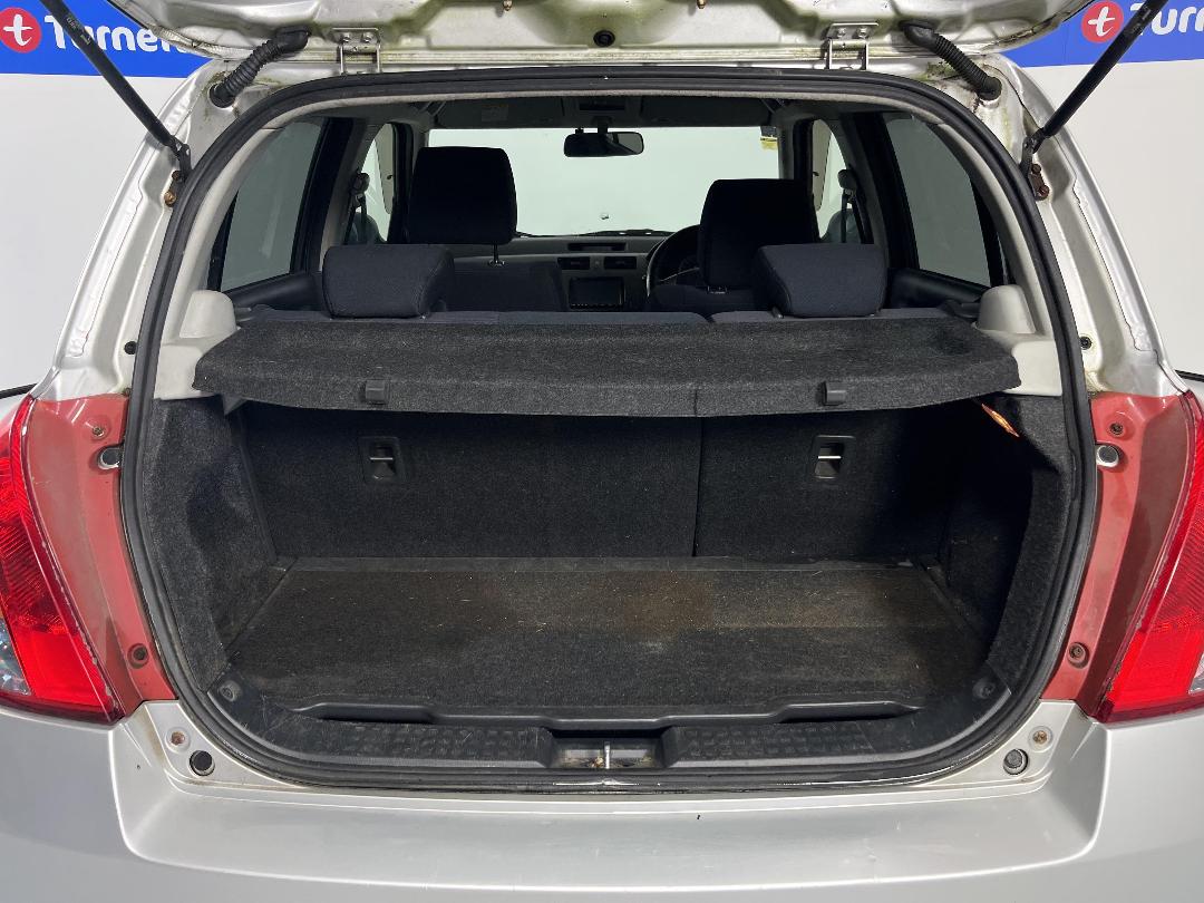 Photo '14' of Suzuki Swift