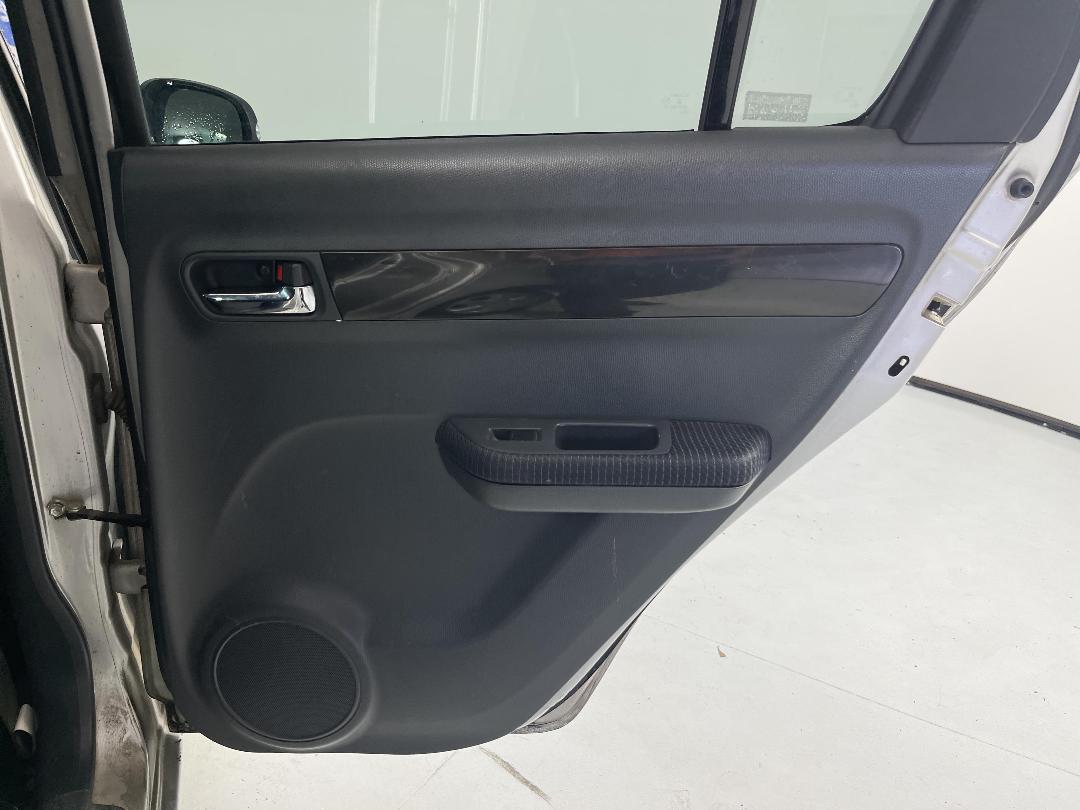 Photo '19' of Suzuki Swift